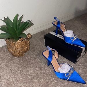 Blue heel